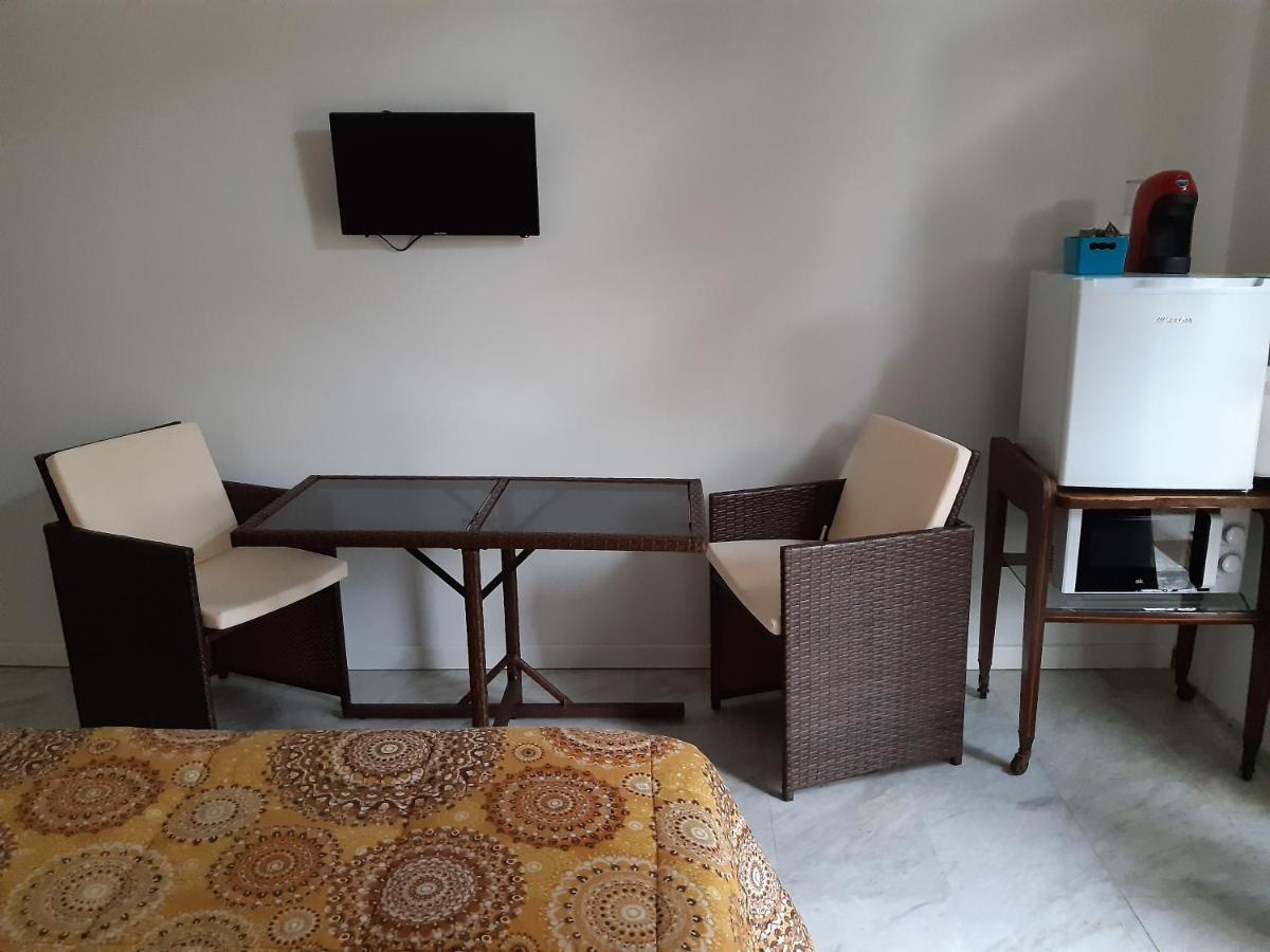Bed and Breakfast La Gran Dama Розето-дельи-Абруцци Экстерьер фото